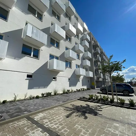 Pri Letisku,spojenie Do Centra Apartamento *